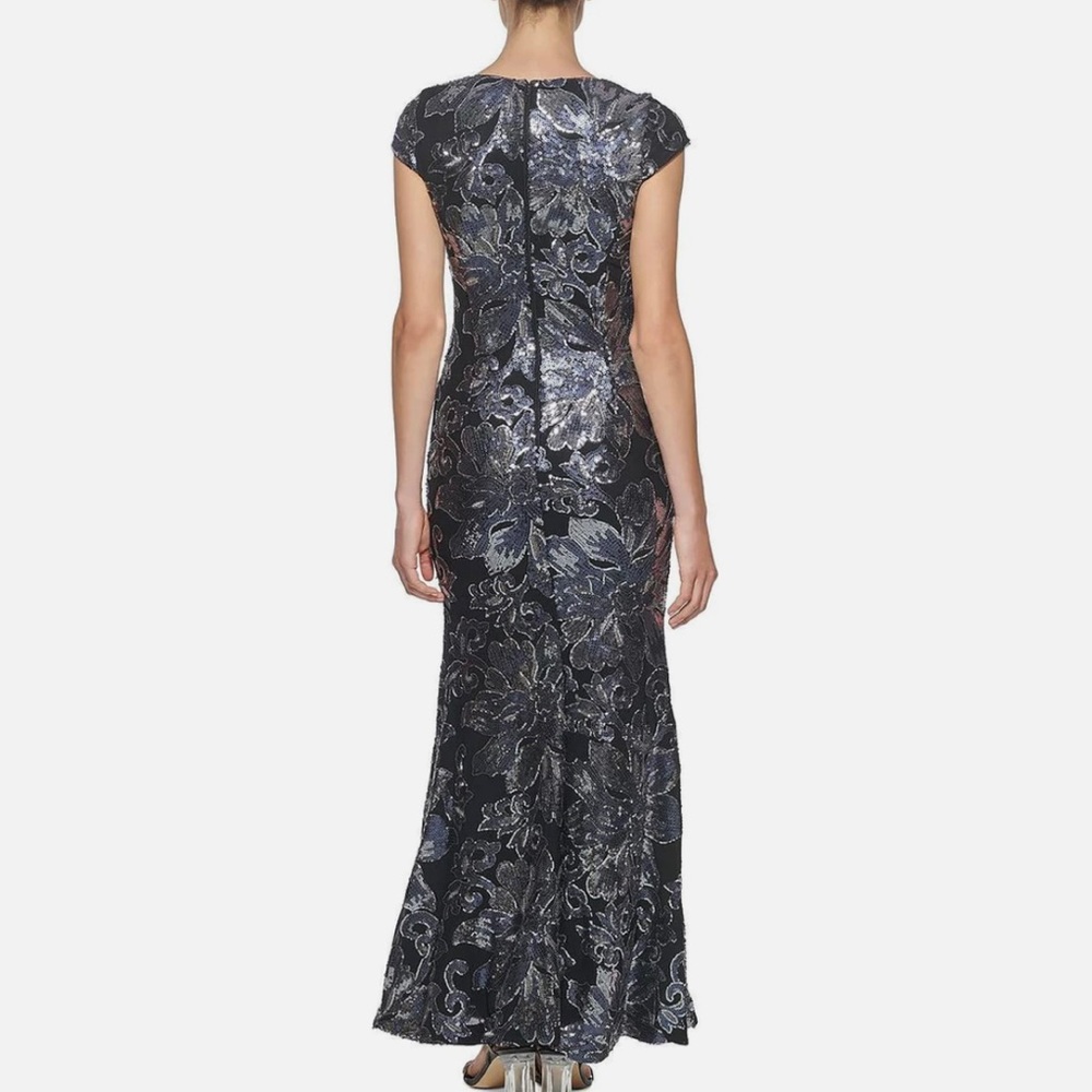 CK Dress 10 - Picture 2 of 16